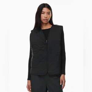 Aritzia TNA Black Quilted River Vest